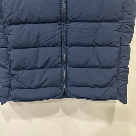 Lululemon USAG Goose Down Puffer Vest Full Zip Navy Blue Women’s Size 6 - Picture 3 of 14